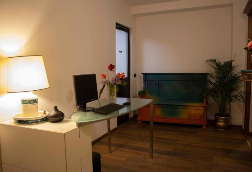 تختخواب و صبحانه Ozium