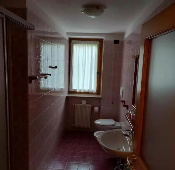 ホテル Albergo Scoiattolo