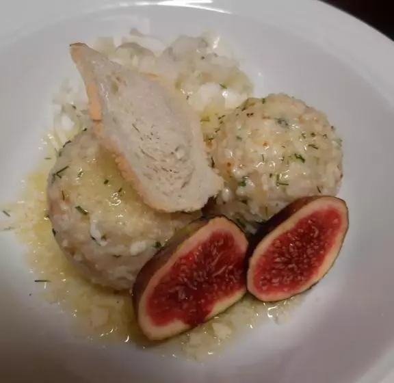 ホテル Albergo Scoiattolo