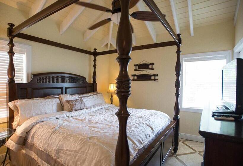 هتل Bungalows On The Bay