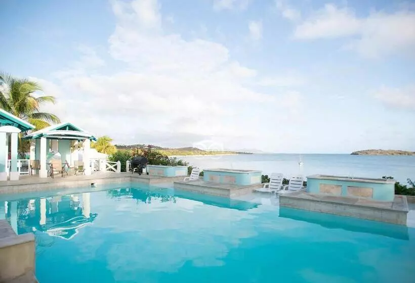 هتل Bungalows On The Bay