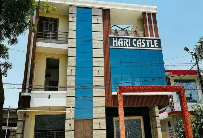 ホテル Oyo Flagship Hari Castle