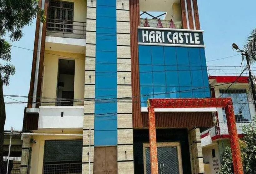 ホテル Oyo Flagship Hari Castle