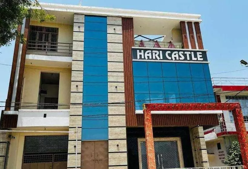 ホテル Oyo Flagship Hari Castle
