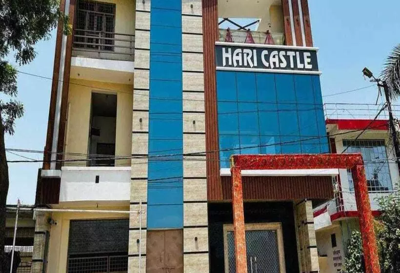 ホテル Oyo Flagship Hari Castle