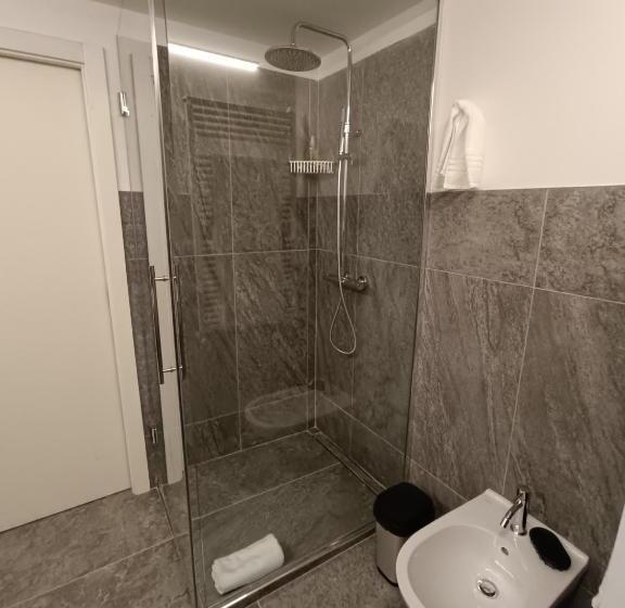 膳宿费 La Barchessa Loft & Rooms   Free Parking