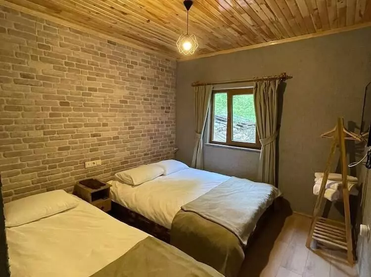 Lomakeskus Bizim O Ra Küme Evleri & Bungalov