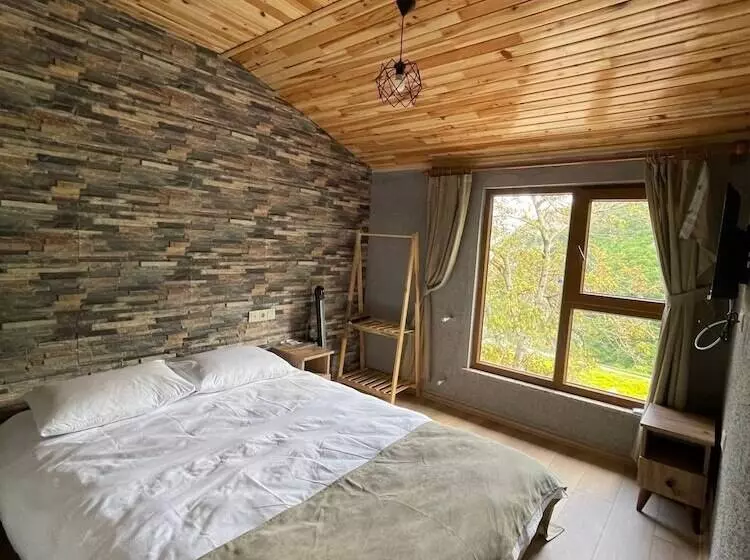 Lomakeskus Bizim O Ra Küme Evleri & Bungalov