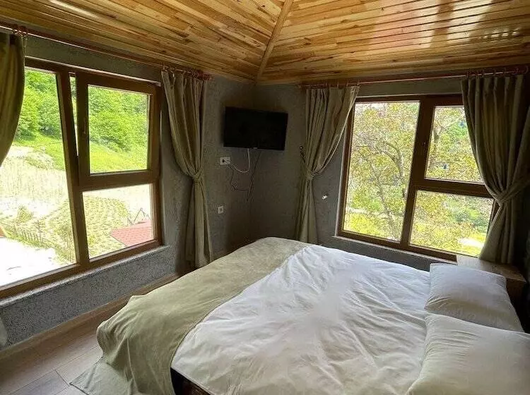 Lomakeskus Bizim O Ra Küme Evleri & Bungalov