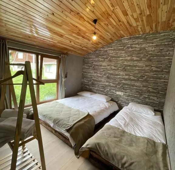 Lomakeskus Bizim O Ra Küme Evleri & Bungalov