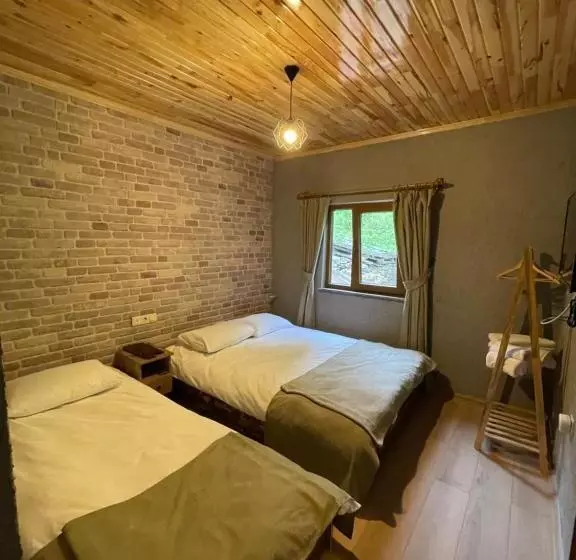 Lomakeskus Bizim O Ra Küme Evleri & Bungalov