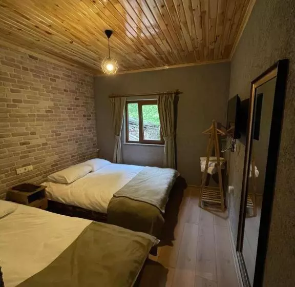 Lomakeskus Bizim O Ra Küme Evleri & Bungalov