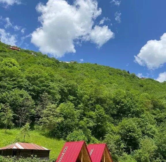 Lomakeskus Bizim O Ra Küme Evleri & Bungalov