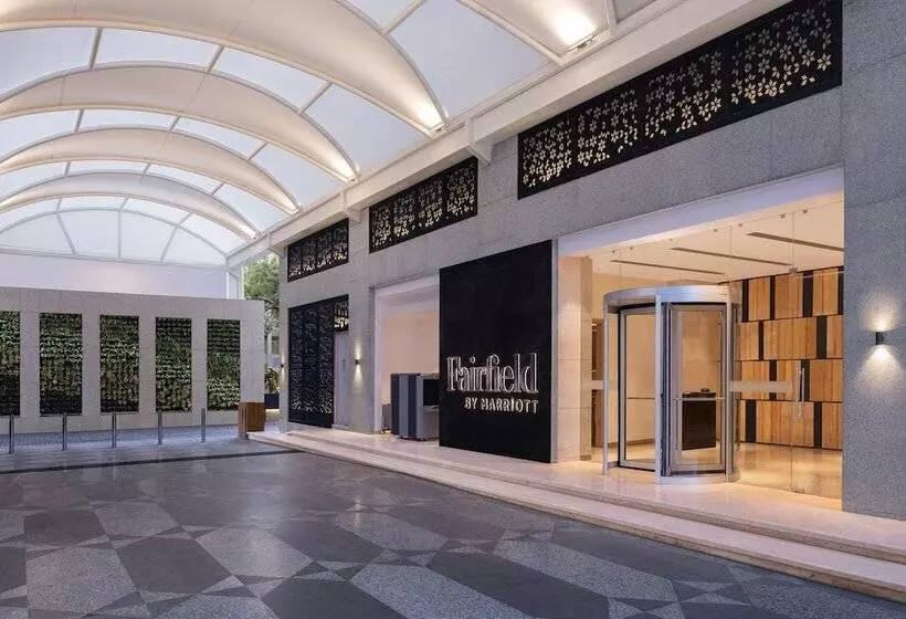 Hotelli Fairfield By Marriott Agra