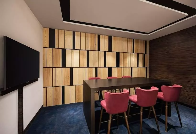 Hotelli Fairfield By Marriott Agra