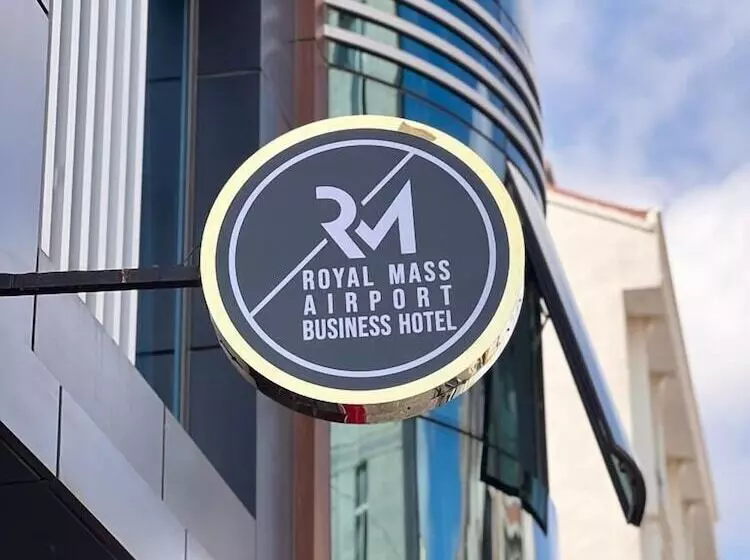 ホテル Royal Mass Airport Business