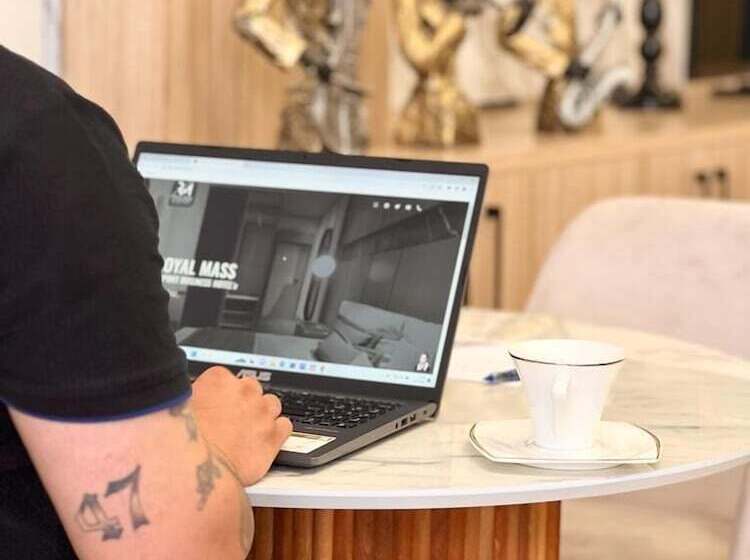 هتل Royal Mass Airport Business