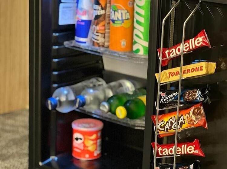 هتل Royal Mass Airport Business