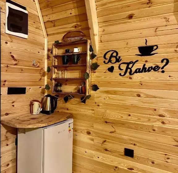 ホテル Shatobungalov