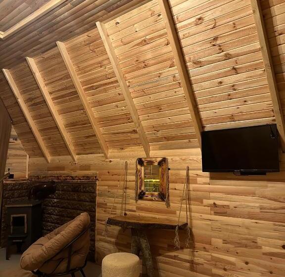 酒店 Shatobungalov