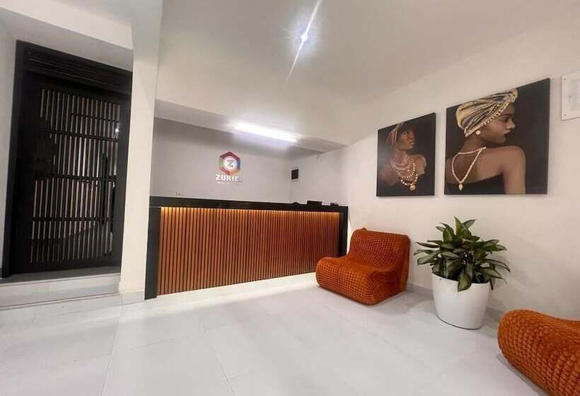 ホテル Zuriel Boutique