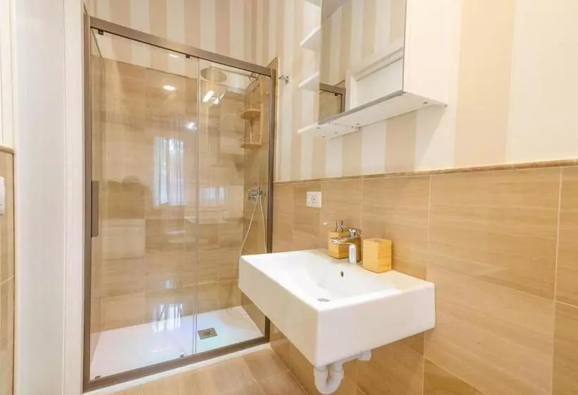 پانسیون City Gate   Luxury Suites