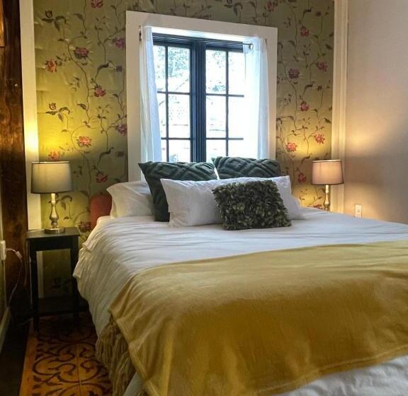 Пансион The Four Pillars Farmstead