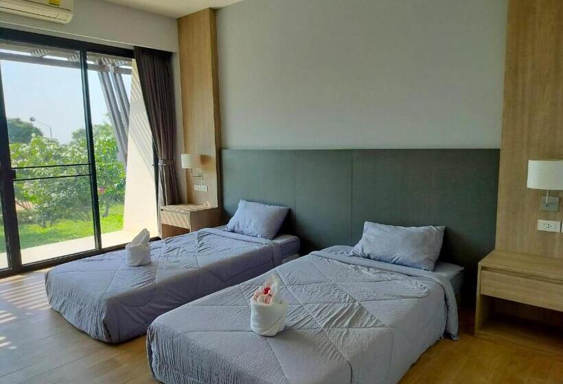 ホテル ศูนย์อบรม Greatland Glamping Khao Yai Resort