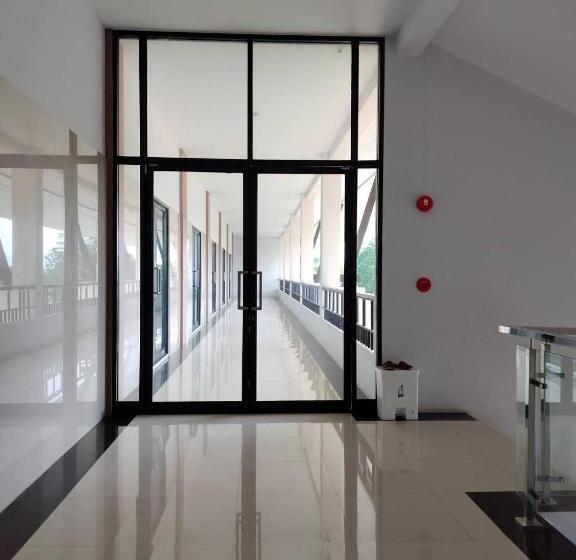 ホテル ศูนย์อบรม Greatland Glamping Khao Yai Resort