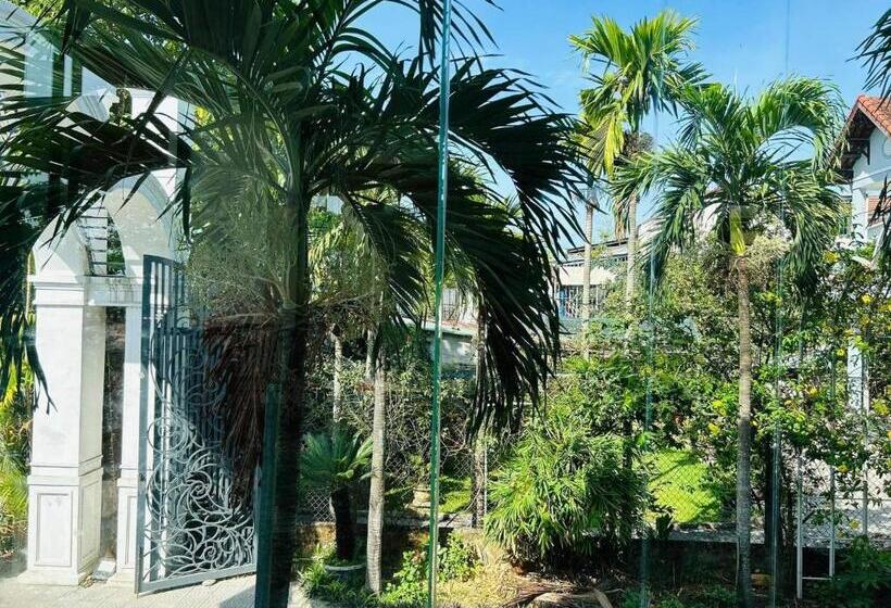 هتل Là Nhà Homestay Huế