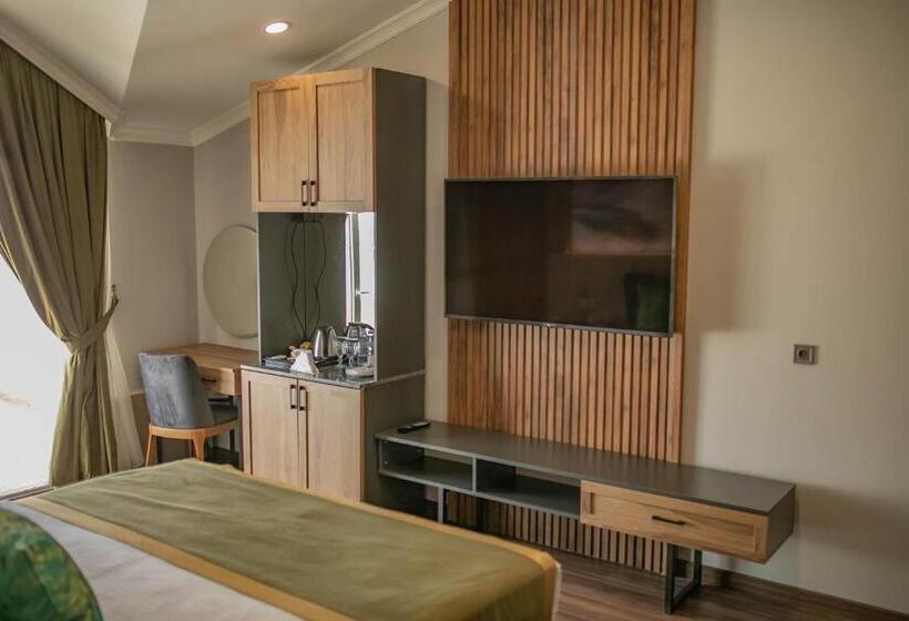 The Green Oasis Otel Spa