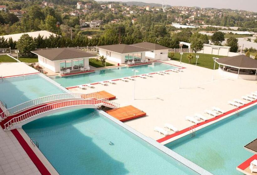 The Green Oasis Otel Spa