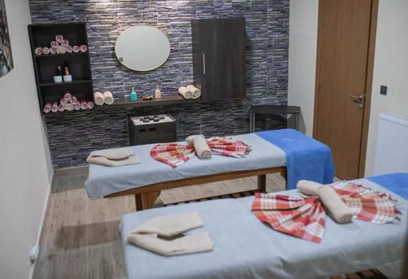 The Green Oasis Otel Spa