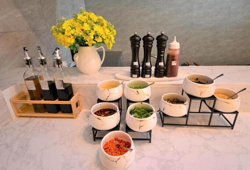 Kyriad Marvelous Hotel Kunming High Tech Zone Wuyue Plaza