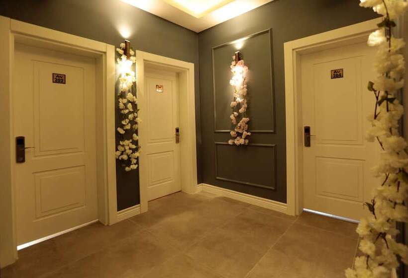 Newalla Hotel Old City