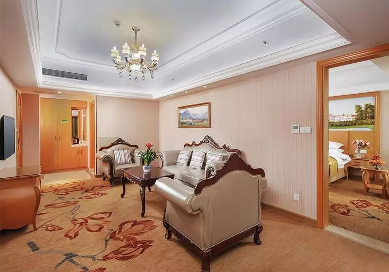 Vienna International Hotel Wuxi Huishan Yanqiao Metro Station