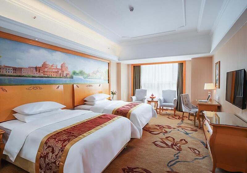 Vienna International Hotel Wuxi Huishan Yanqiao Metro Station