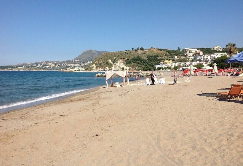 Asterias Studios & Apartments