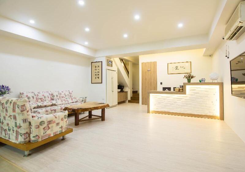 تختخواب و صبحانه Together House