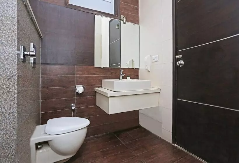 Capital O 1391 Hotel Pushpa Vilas