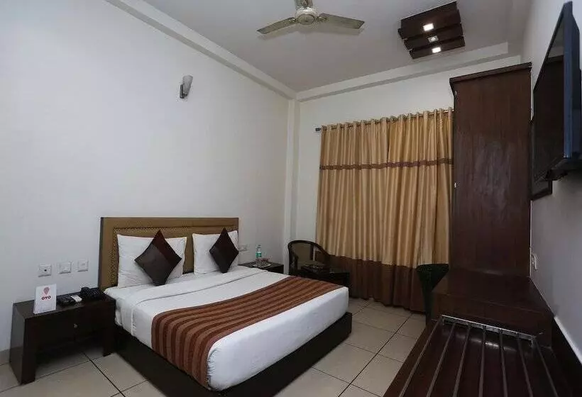 Capital O 1391 Hotel Pushpa Vilas