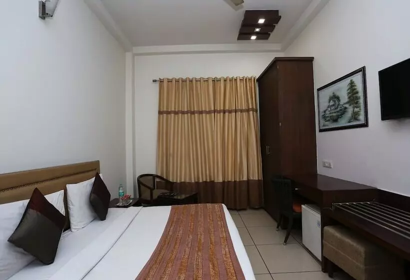 Capital O 1391 Hotel Pushpa Vilas