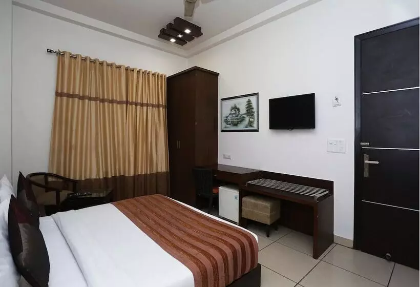 Capital O 1391 Hotel Pushpa Vilas