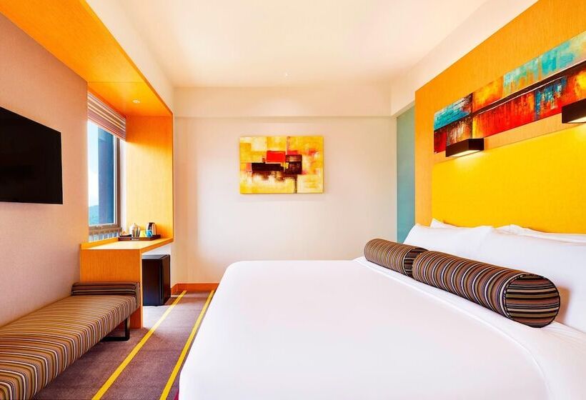 Hotel Aloft Dynamic Town