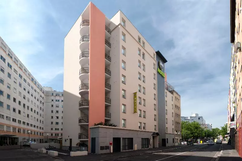 B&b Hotel Lyon Caluire Cité Internationale