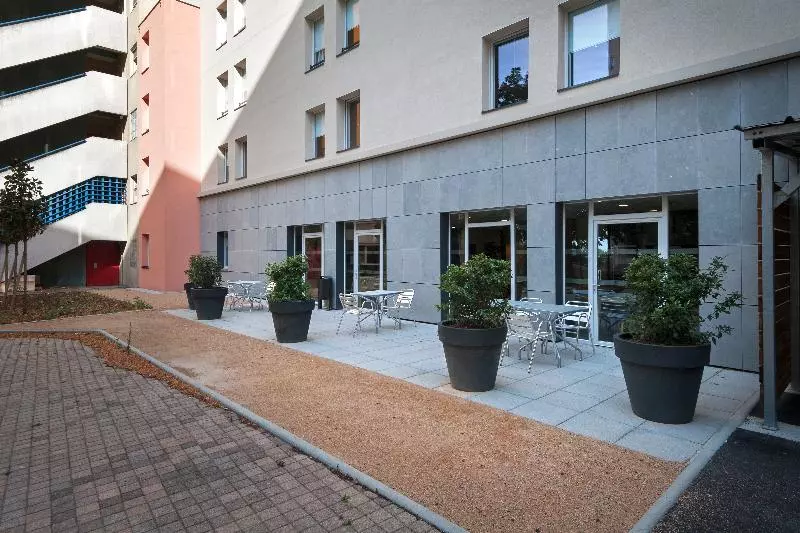 B&b Hotel Lyon Caluire Cité Internationale