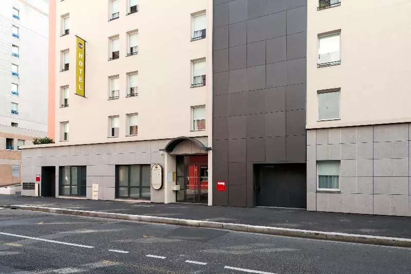 B&b Hotel Lyon Caluire Cité Internationale