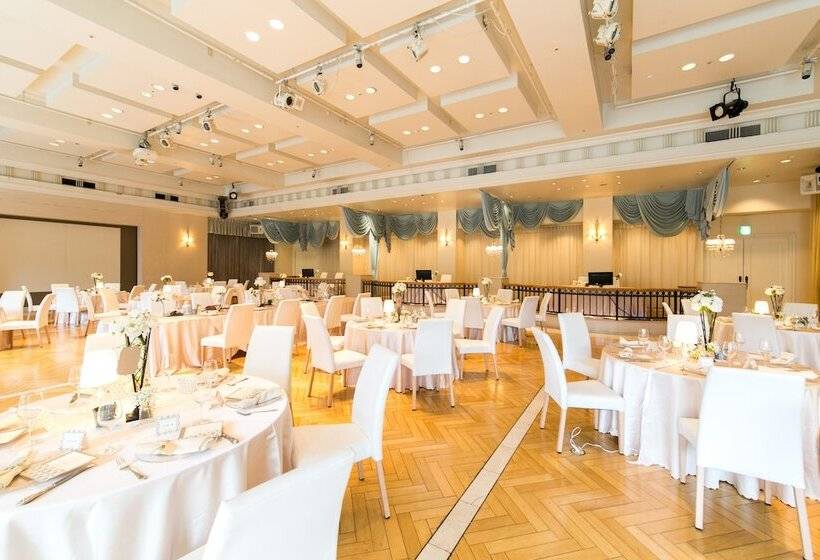 Hotelli Crystal Palace