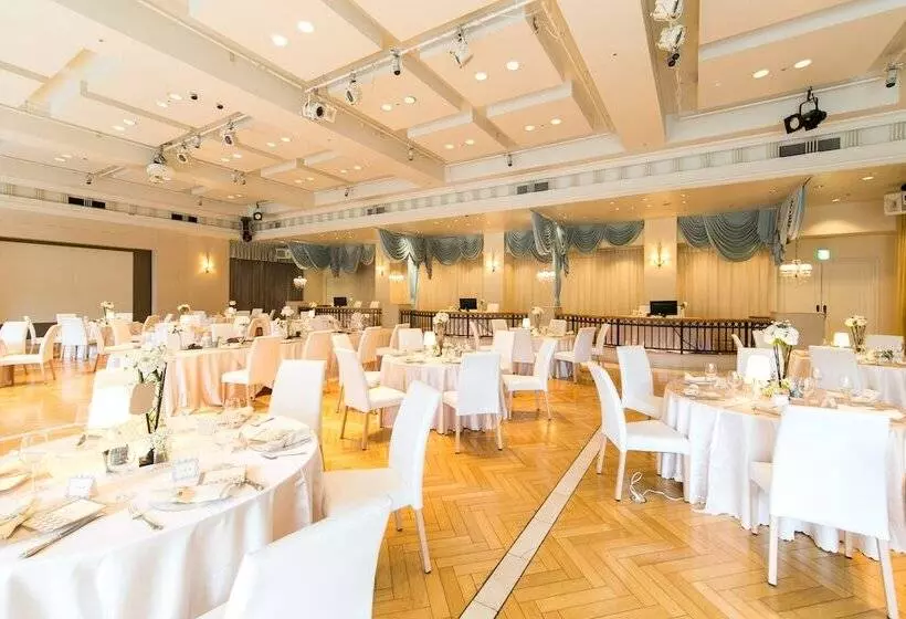 Hotelli Crystal Palace