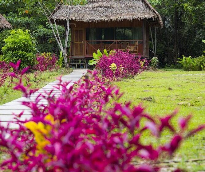 هتل Cumaceba Curaka Inn